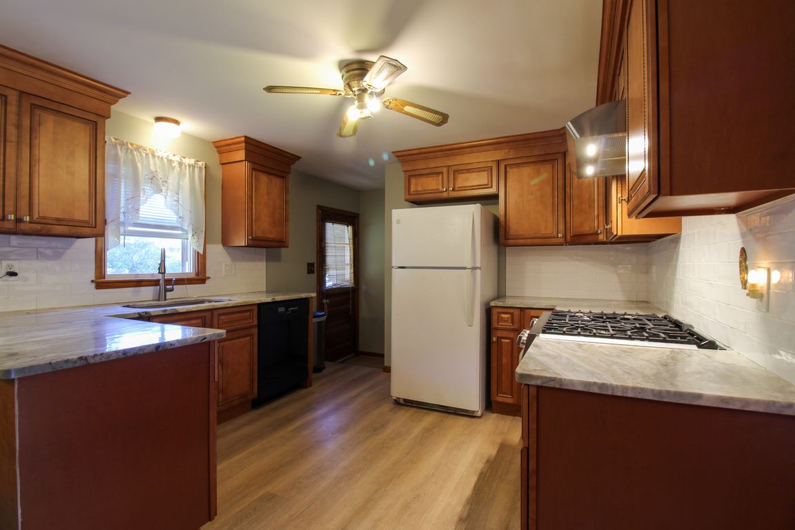 next background image