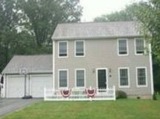 70 Ellison St, Suffield, CT 06078