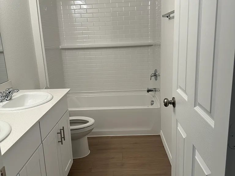 4164 Nullah St — Photo 8
