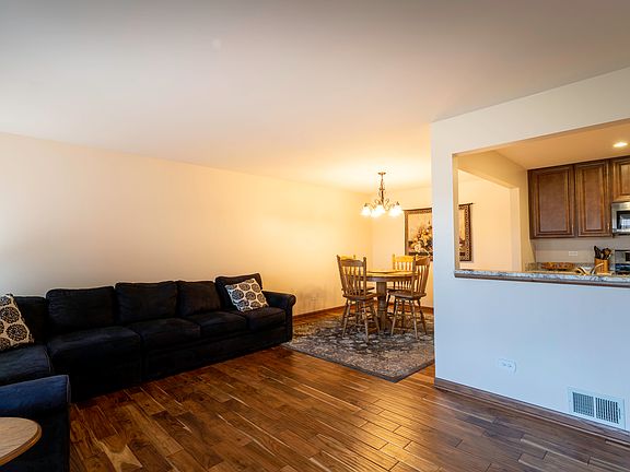 4th image of 10827 Mississippi Ct #5