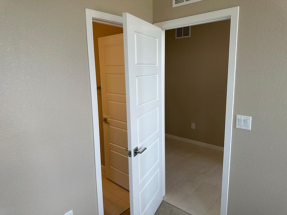 5th image of 10056 Cast Pebble Cir