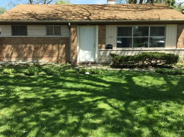 1371 Burnham Ave, Calumet City, IL 60409