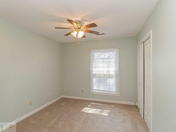 2nd image of 200 Kelliwood Dr