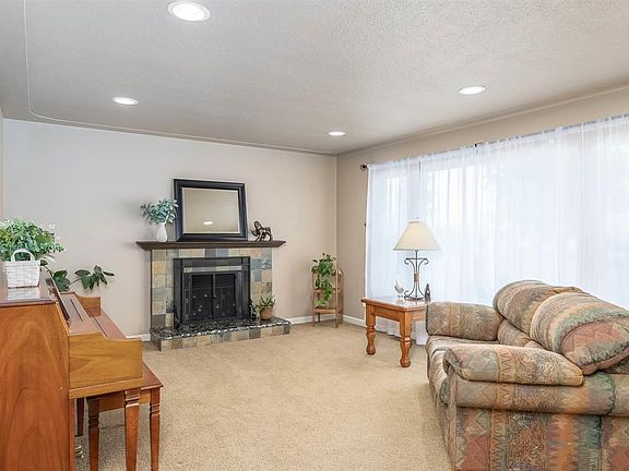 5th image of 6403 W 1st Ave