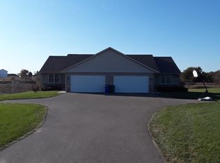 1304 146th Ave #B, New Richmond, WI 54017
