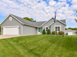 862 Decorah Rd, West Bend, WI 53095
