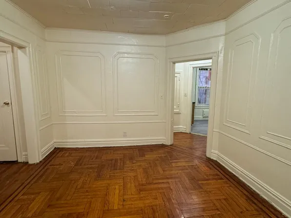 135 Belmont Avenue image 2 of 13