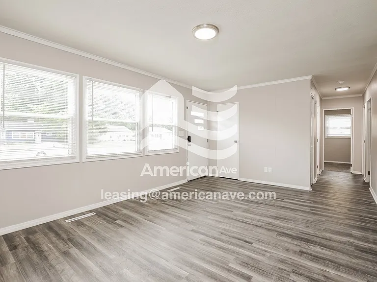 1509456_004_wm_-_living_room_12887266.jpg