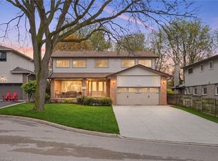 2127 Larabee Ct, Burlington, ON L7P 3S3