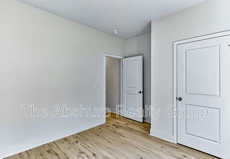 806 Dorset Stream Dr — Photo 25