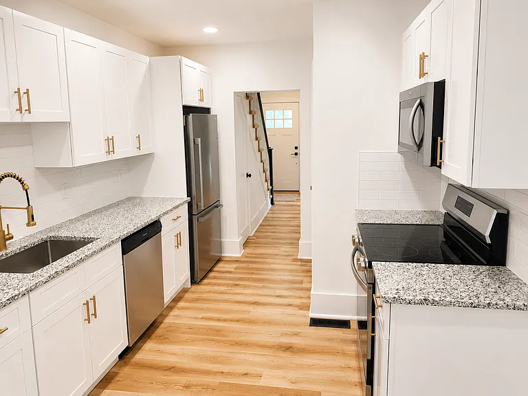 17 Cherry St #17 — Photo 4