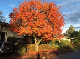 3425 SE Raymond St, Portland, OR 97202