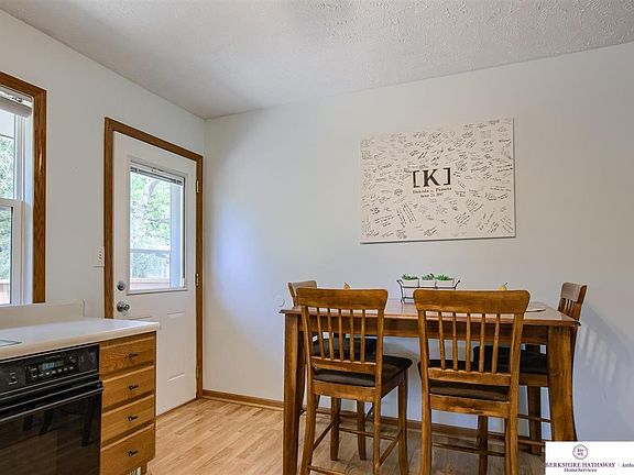 3rd image of 5225 Goldenrod Cir