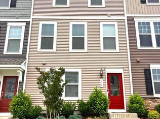 31 Capitol Mews, Ranson, WV 25438