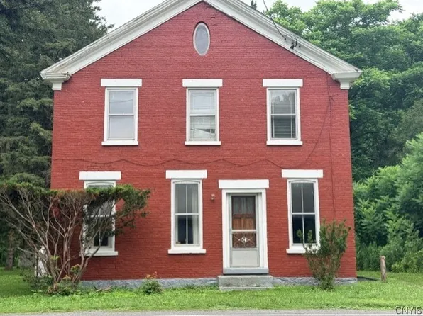 5579 Valley Rd, Whitesboro, NY 13492