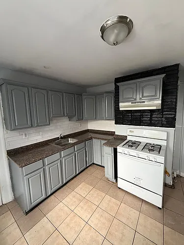 56 Cypress St #2 Photo 1