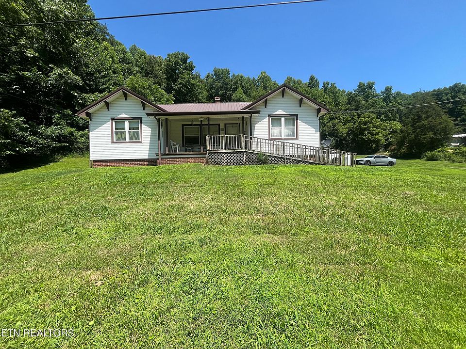 1st image of 121 McCoy Dr