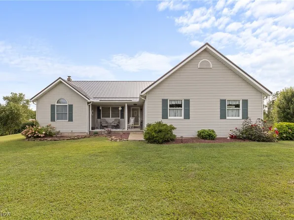 40885 Mount Hope Rd, Flushing, OH 43977