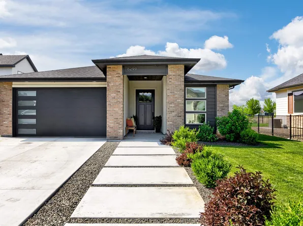 6299 Chateau Ct, Star, ID 83669