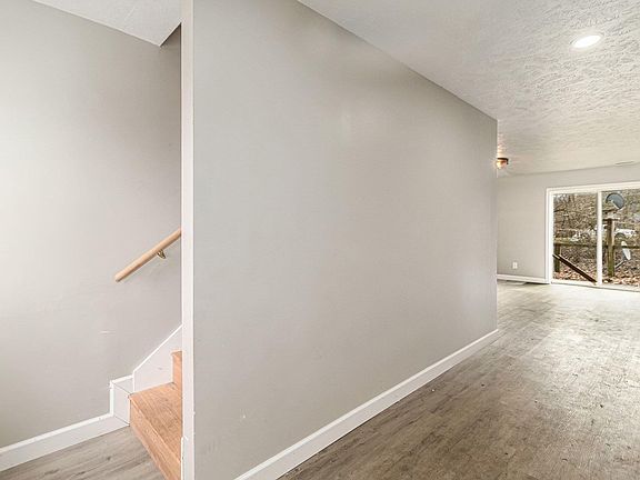 17th image of 4290 E 100 N