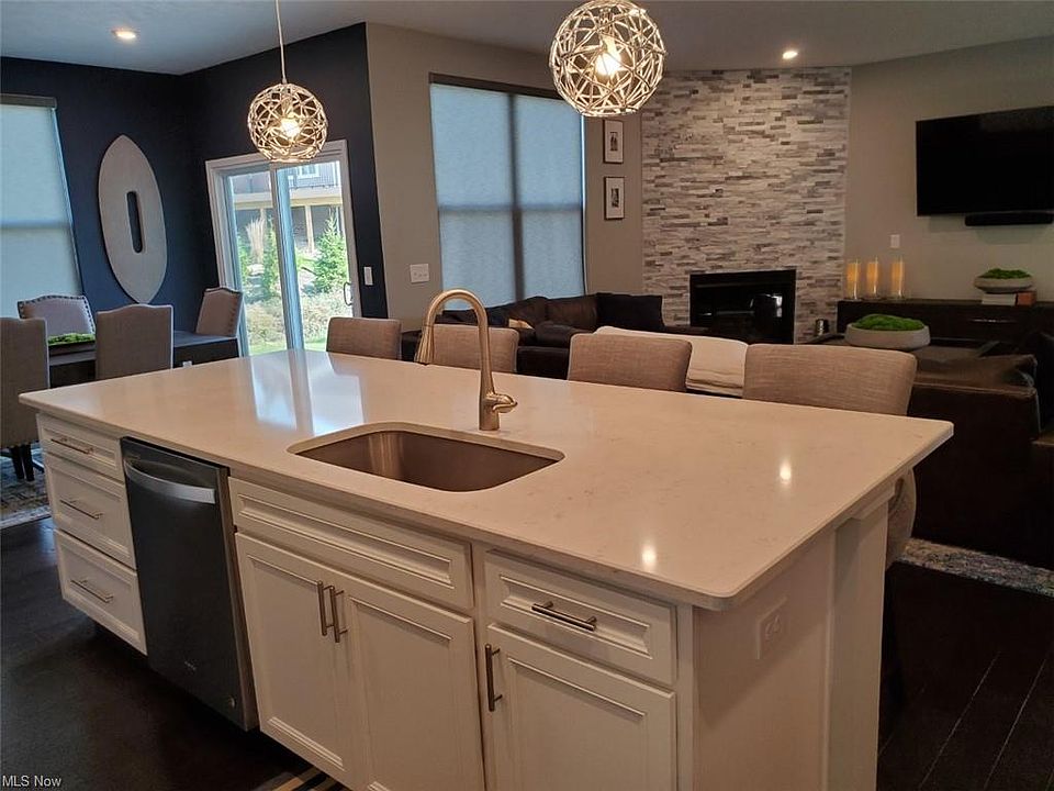 1st image of 388 Denali Ct
