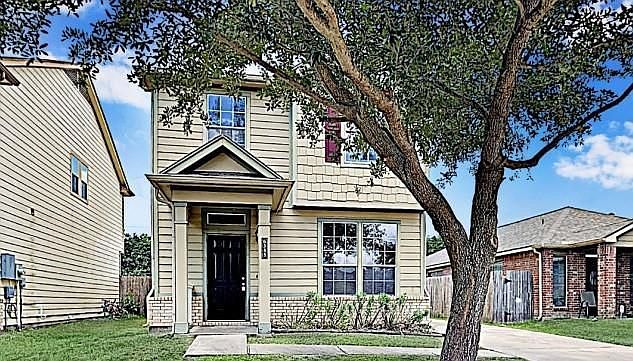 1st image of 6355 Scotchwood Dr
