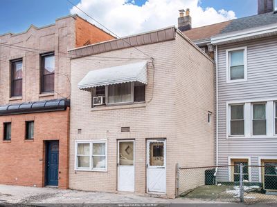 269 Fairmount Ave, Jersey City, NJ, 07306