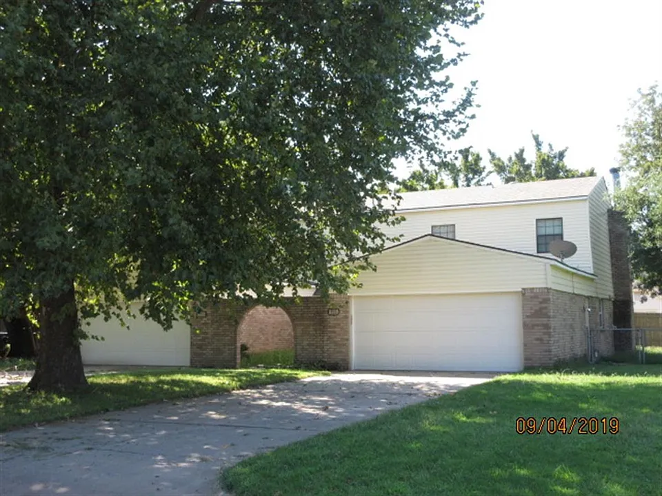 7934 NW 40th St