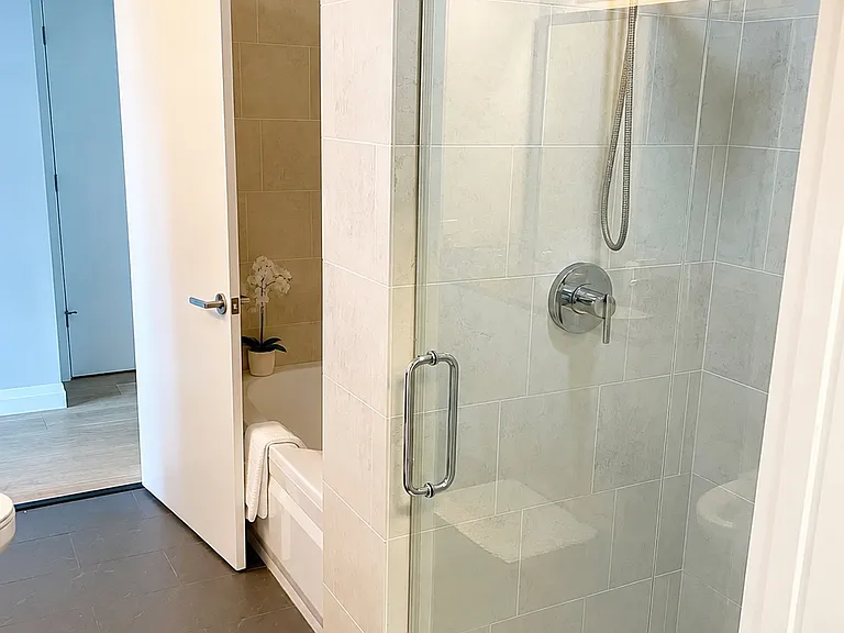 2101 Market St #24O4 — Photo 6