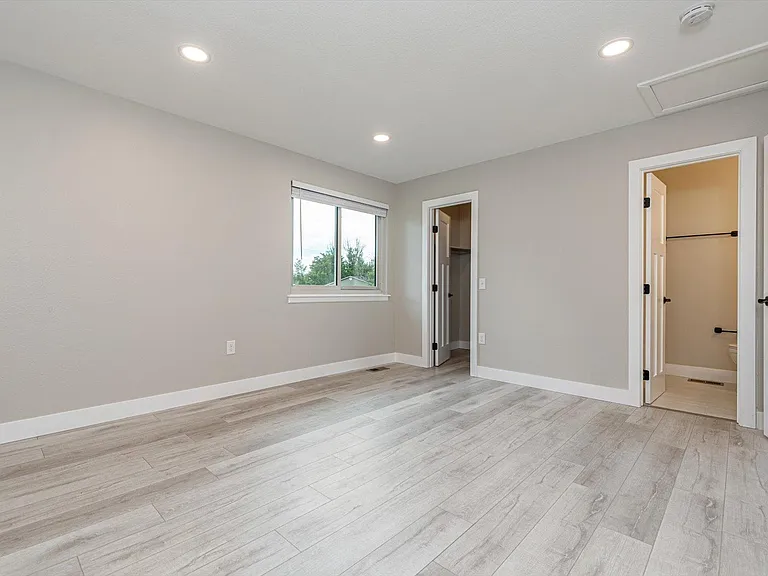 8720 Carr Loop — Photo 21