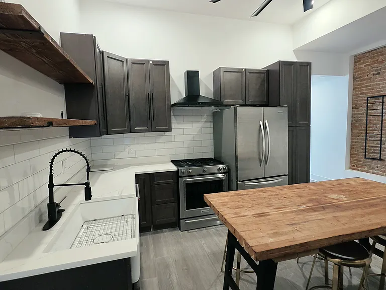 608 N Carrollton Ave #1 — Photo 1