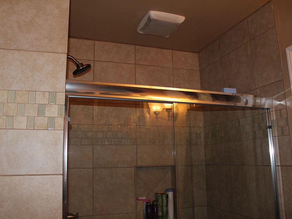 1st image of 13593 Trumball St