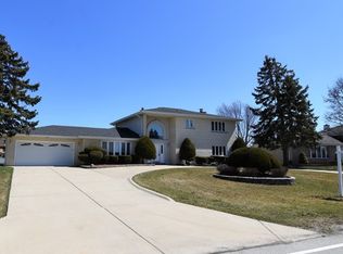 375 Cardinal Dr, Bloomingdale, IL