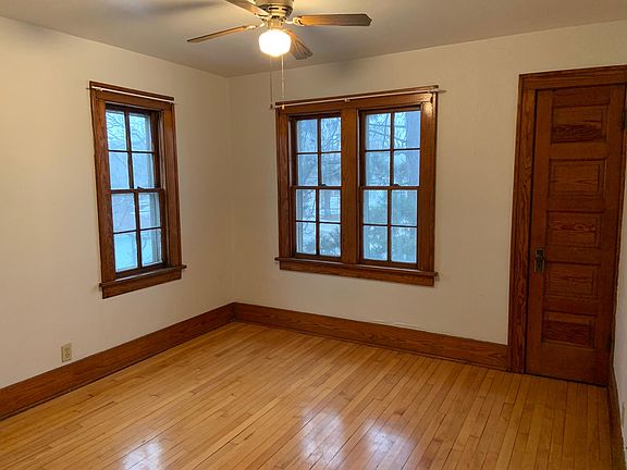 5th image of 921 E Capitol Dr