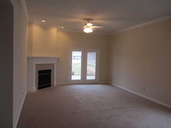 3rd image of 8581 Essex Orchard Sta