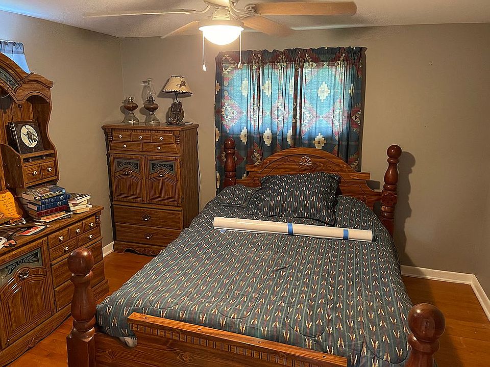 1st image of 612 Gillespie Ave