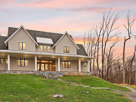 3rd image of 17819 Yatton Rd