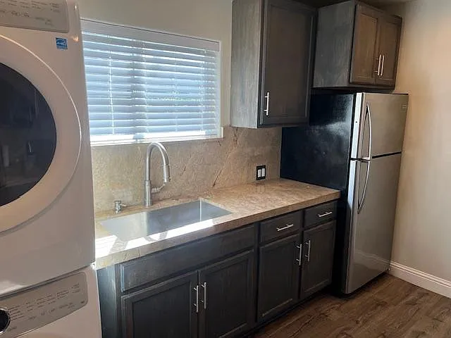 319B Palo Verde Ave — Photo 3