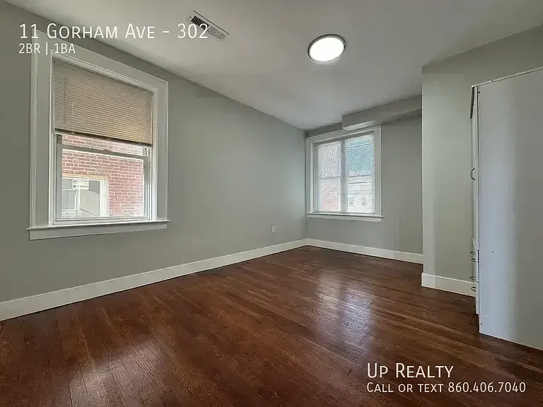 11 Gorham Ave #302 — Photo 7