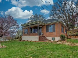 2048 Riverdale Rd SE, Roanoke, VA 24014
