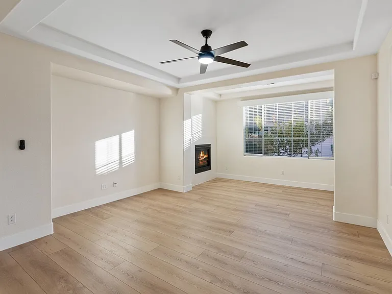 2334 Malaga Peak St — Photo 7