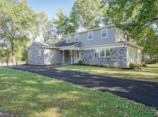 401 Cranford Rd, Cherry Hill, NJ 08003