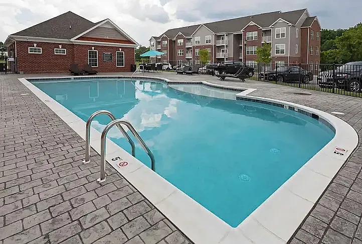 Mill's Crossing