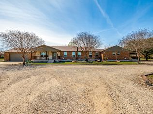 1003 Ovilla Rd, Waxahachie, TX 75167