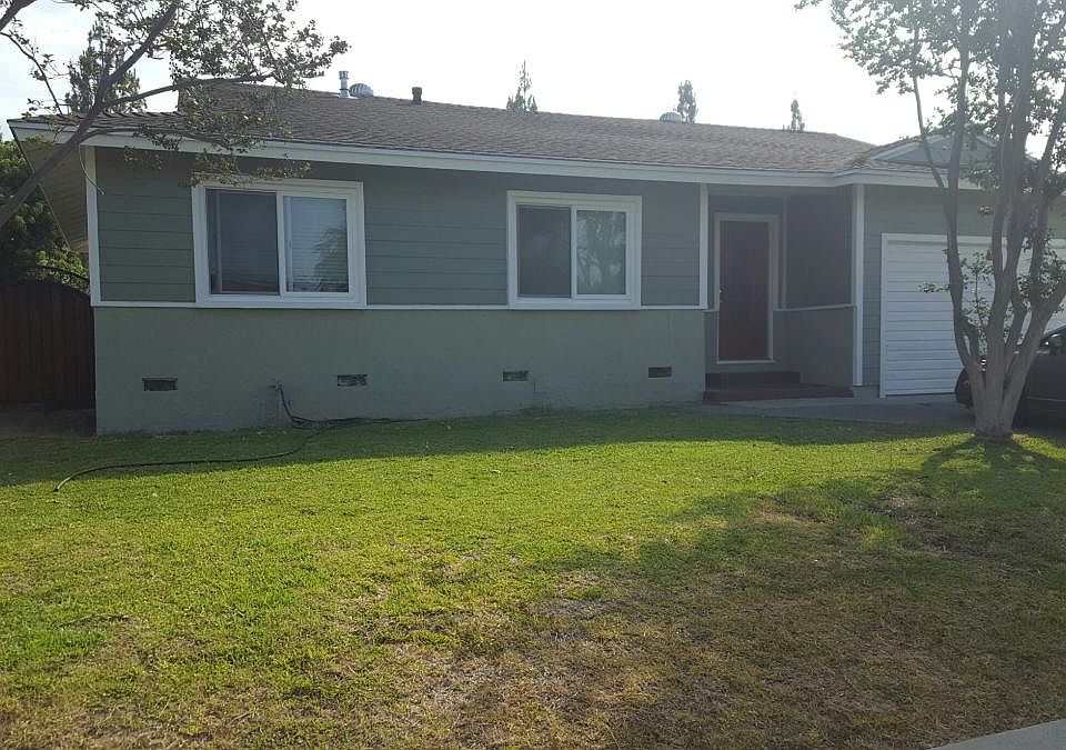 1st image of 15034 Elmbrook Dr