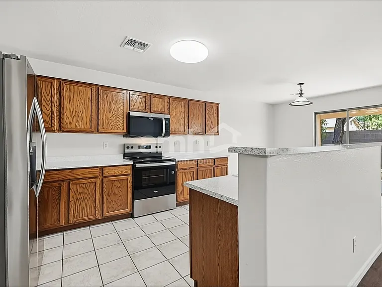 2365 E Meadow Lark Way — Photo 4