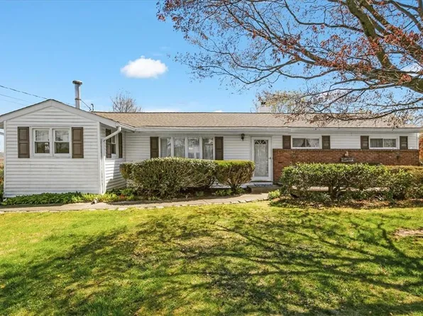 27 Boniello Drive, Mahopac, NY 10541