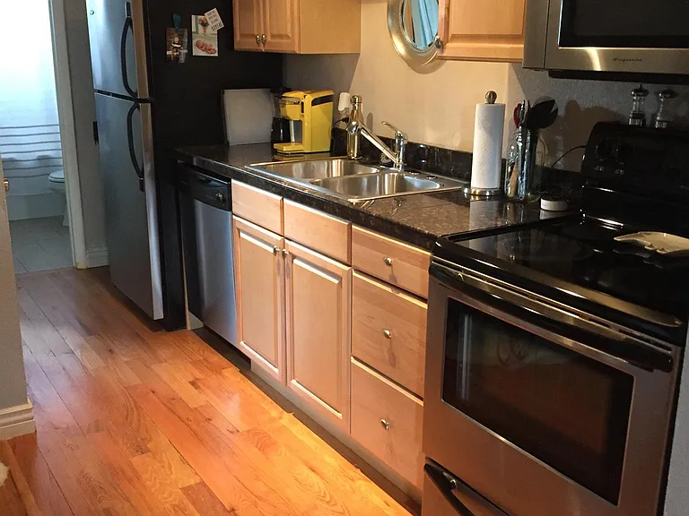 558 N Washington St #203 — Photo 2