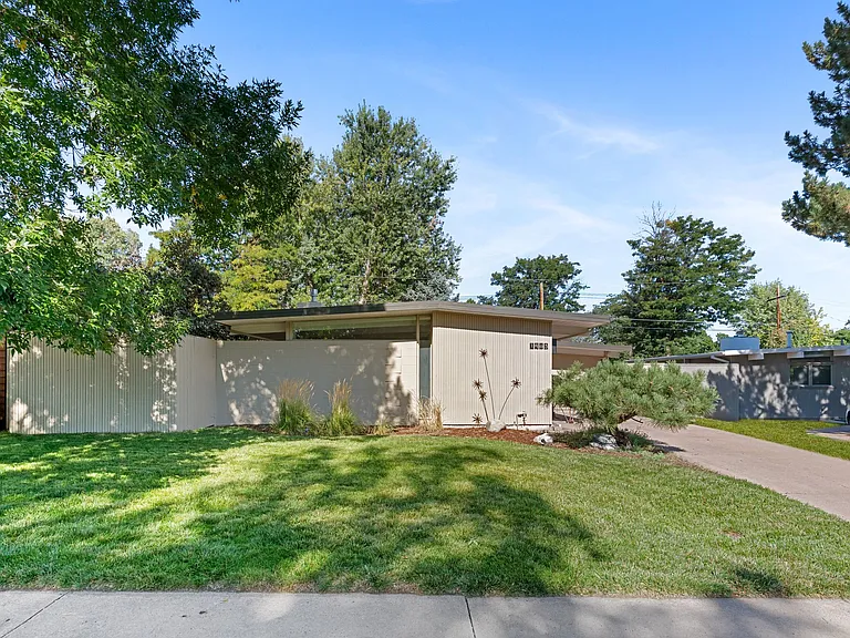 1403 S Eudora St — Photo 4