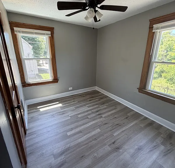 7700 Goodman Ave — Photo 17